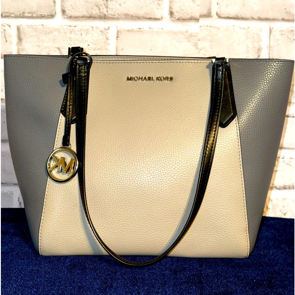 Michael Kors Kimberly Tote style Pebble Leather - Picture 3 of 11